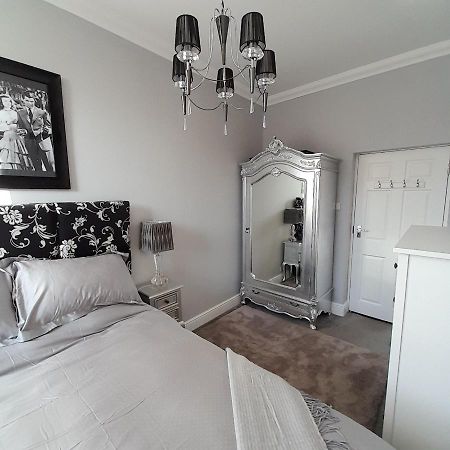 Lytham Apartment Литам-Сент-Эннс Экстерьер фото